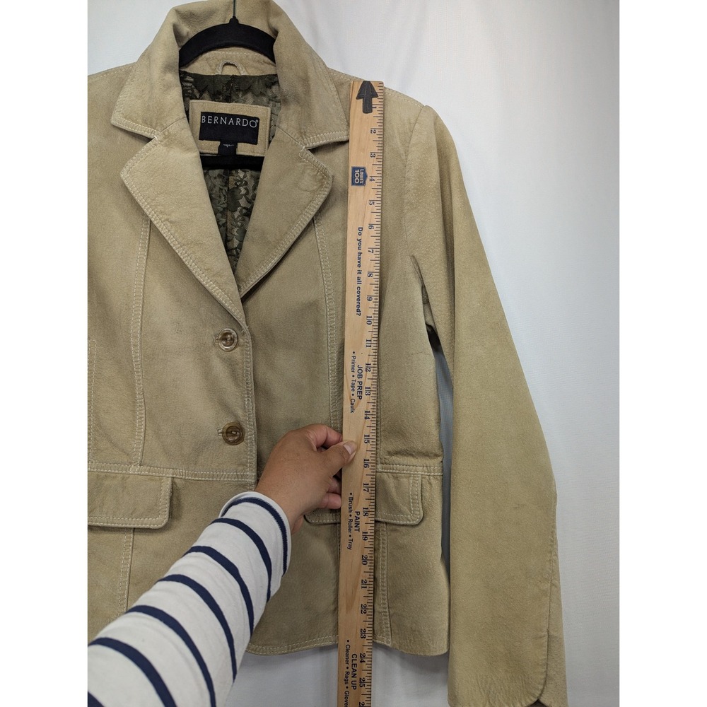 Bernardo Tan Beige Leather Blazer Jacket Lace Lining Pleated Back Womens Large - Picture 5 of 10